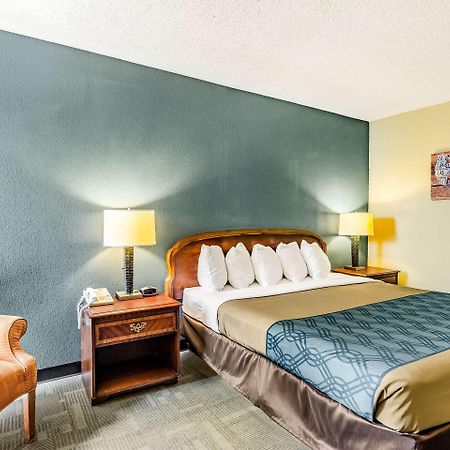 Econo Lodge Inn&Suites Radford-Blacksburg Area Esterno foto