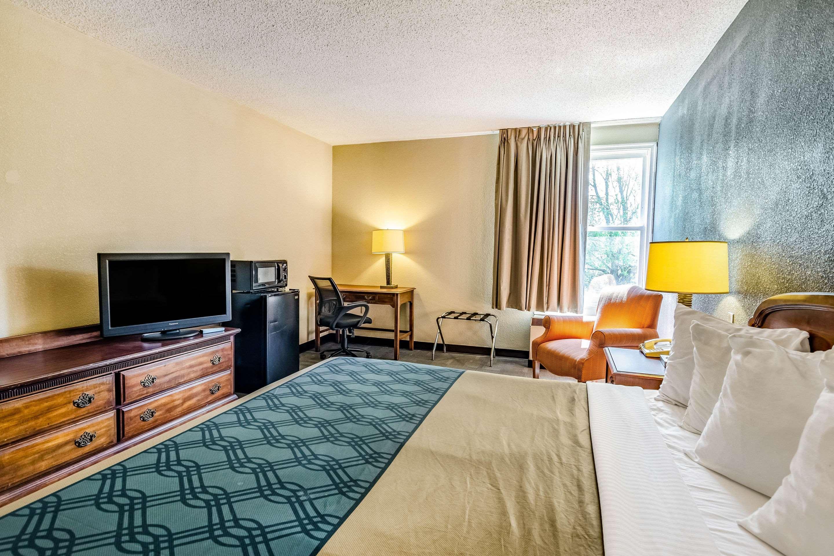 Econo Lodge Inn&Suites Radford-Blacksburg Area Esterno foto
