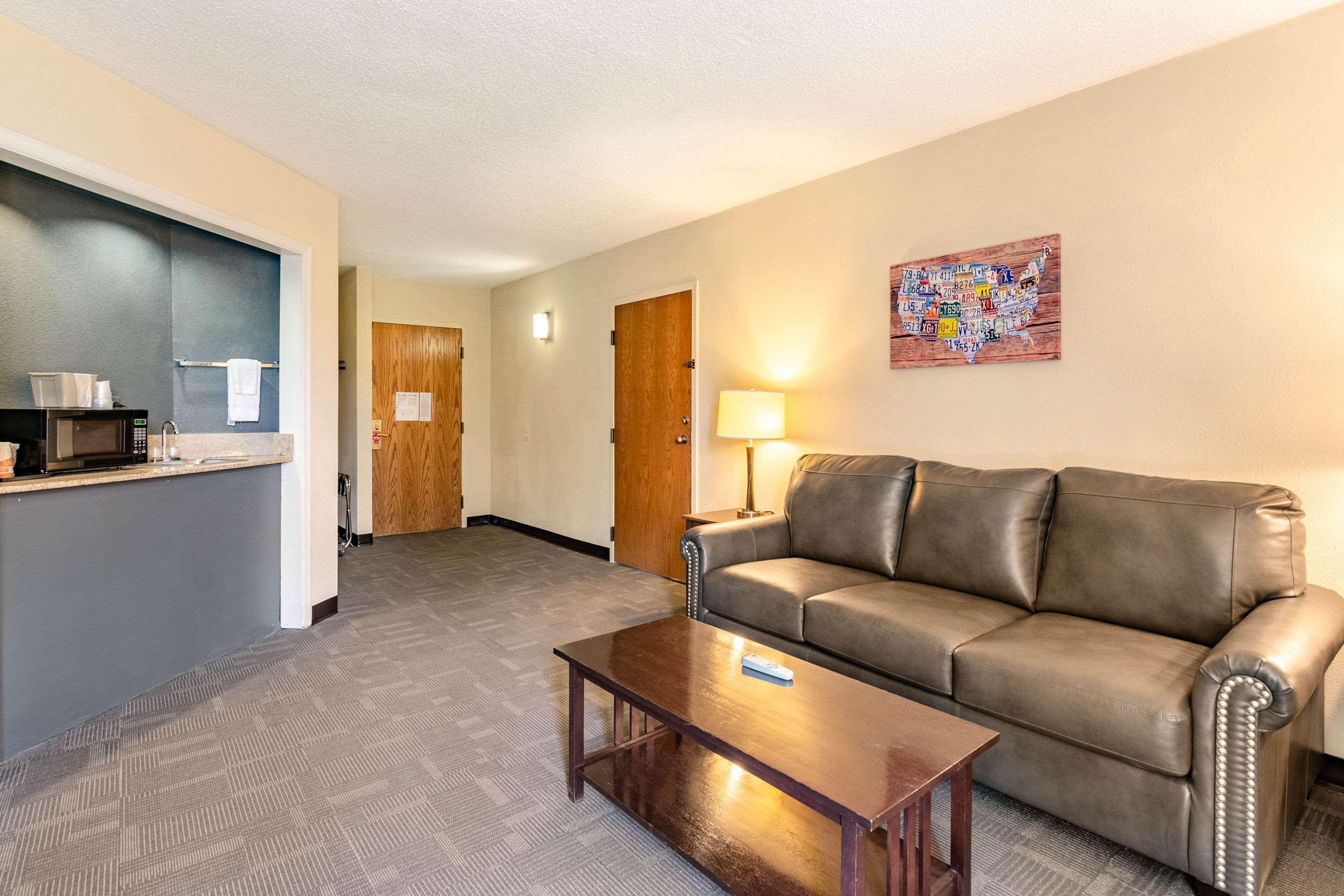 Econo Lodge Inn&Suites Radford-Blacksburg Area Esterno foto