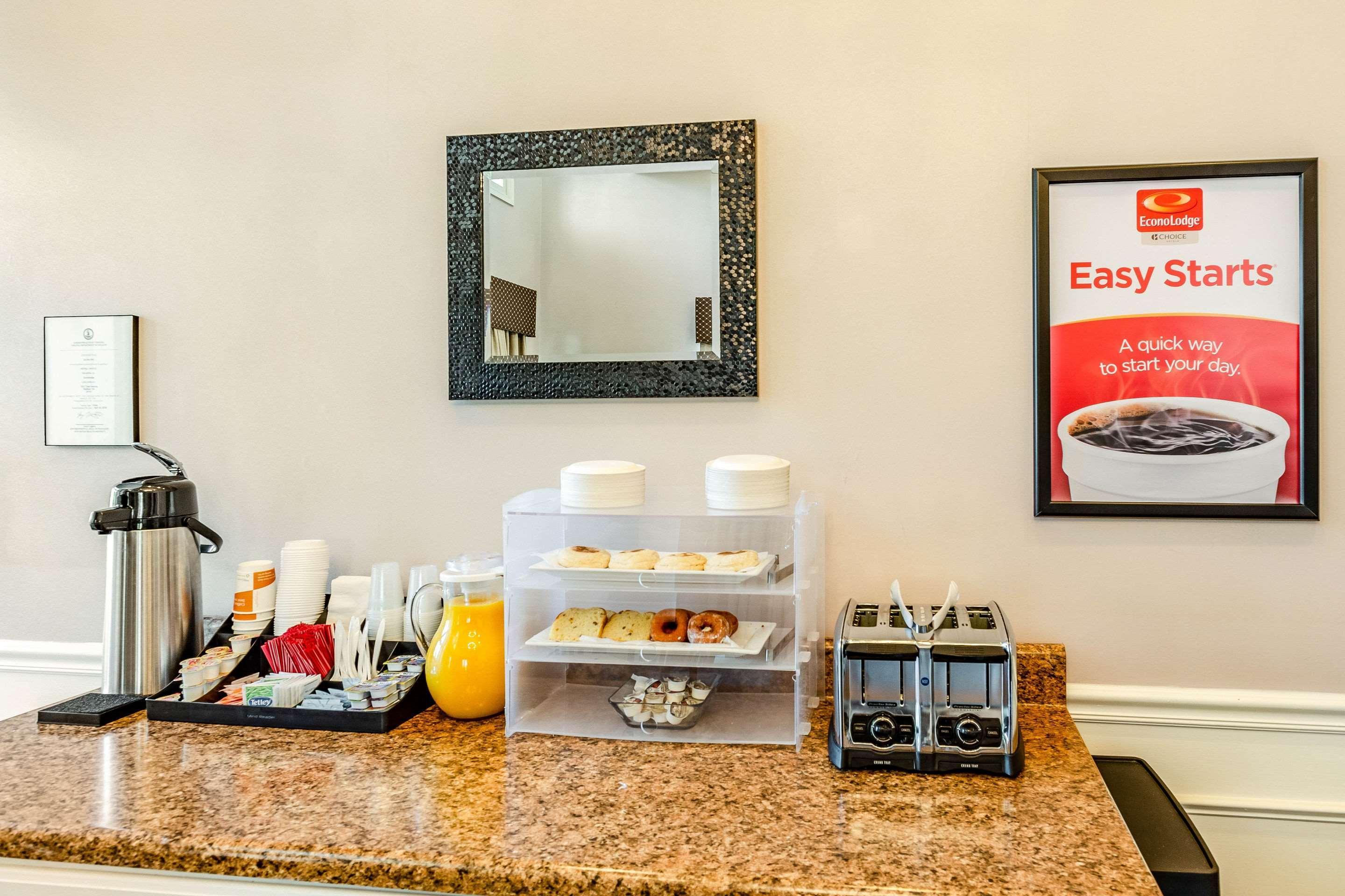 Econo Lodge Inn&Suites Radford-Blacksburg Area Esterno foto